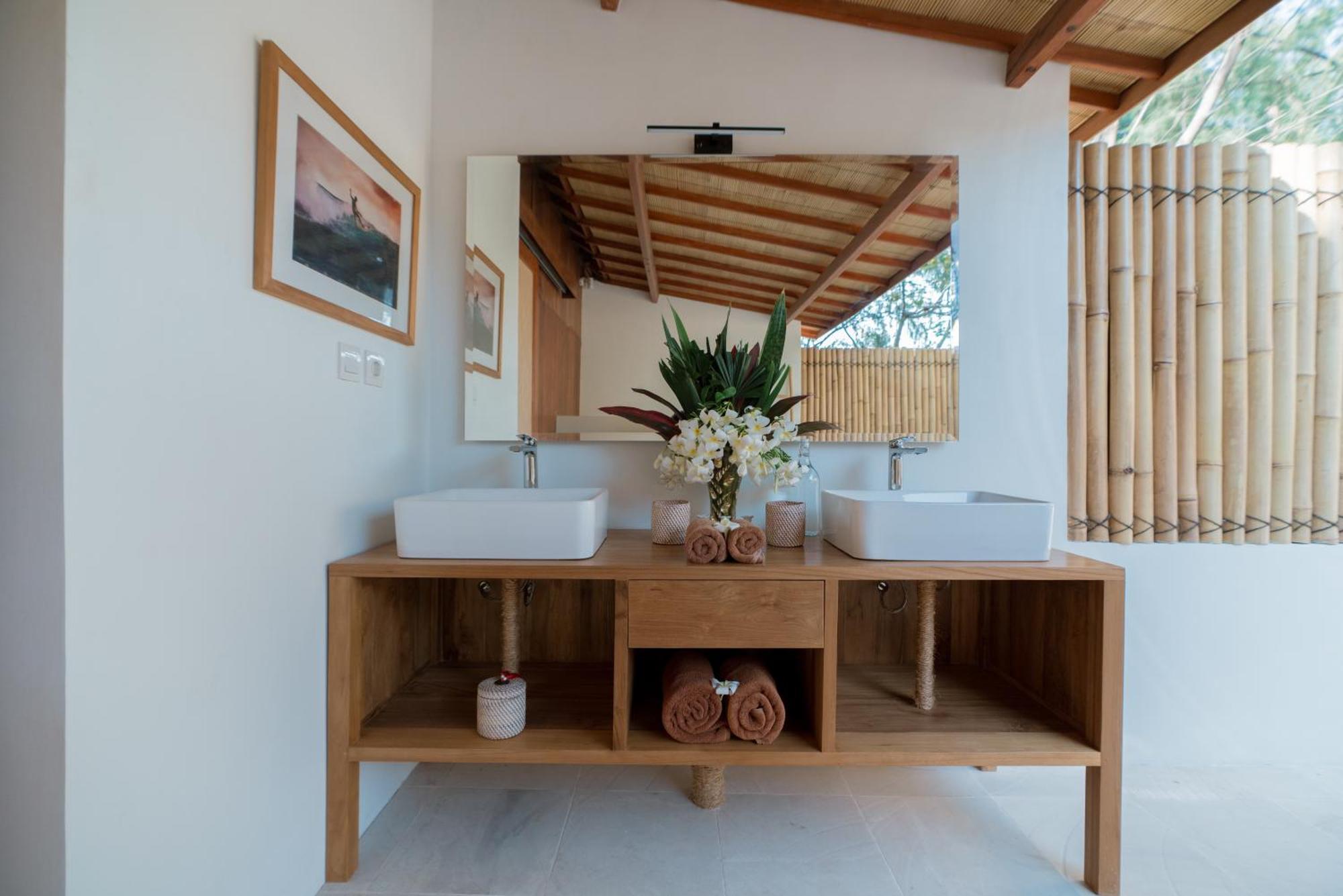 The Gili Beach Resort Τζίλι Τραγουανγκάν Εξωτερικό φωτογραφία
