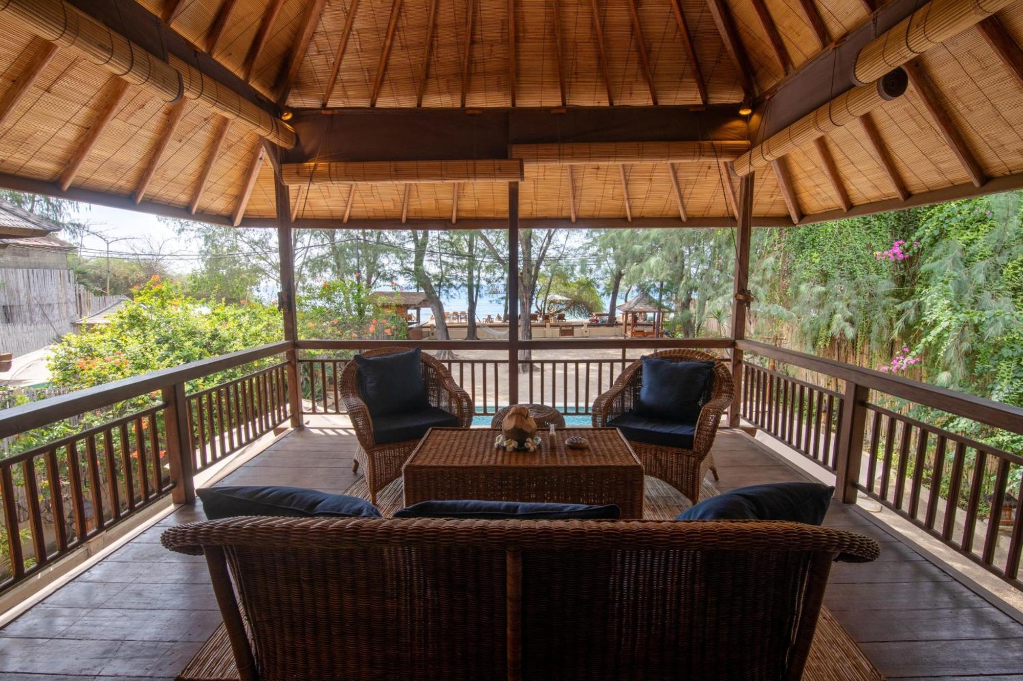 The Gili Beach Resort Τζίλι Τραγουανγκάν Εξωτερικό φωτογραφία