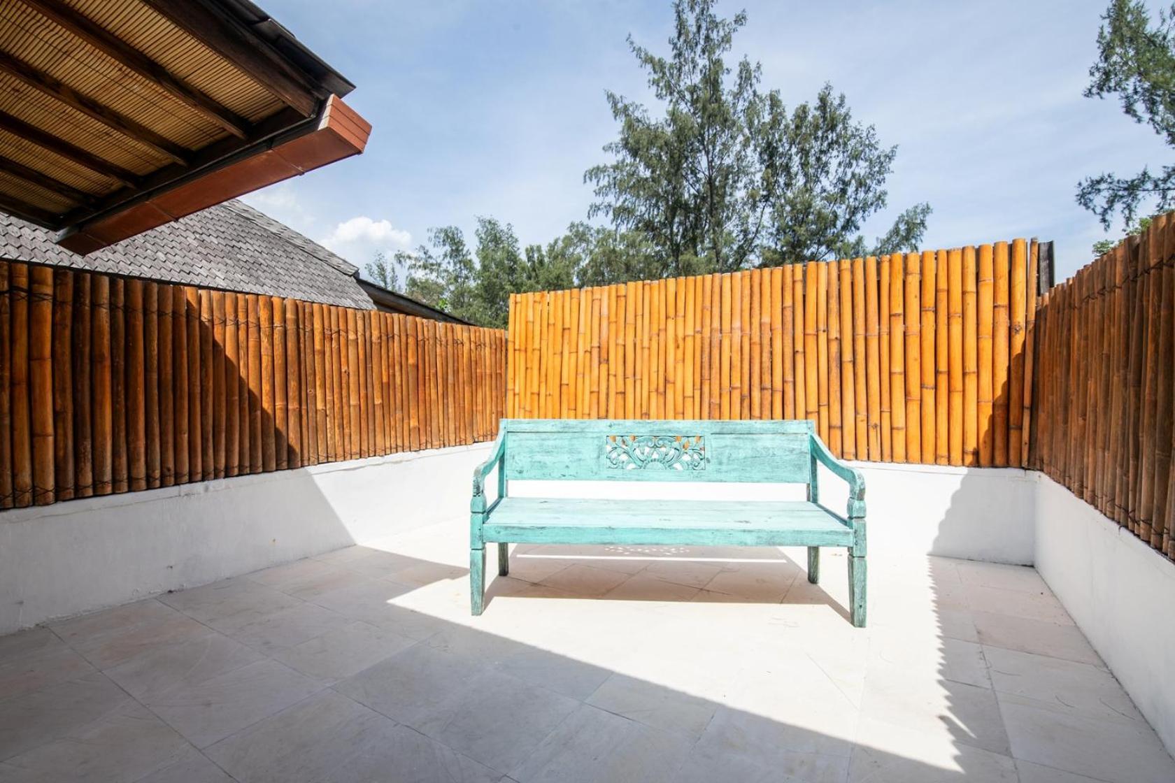 The Gili Beach Resort Τζίλι Τραγουανγκάν Εξωτερικό φωτογραφία