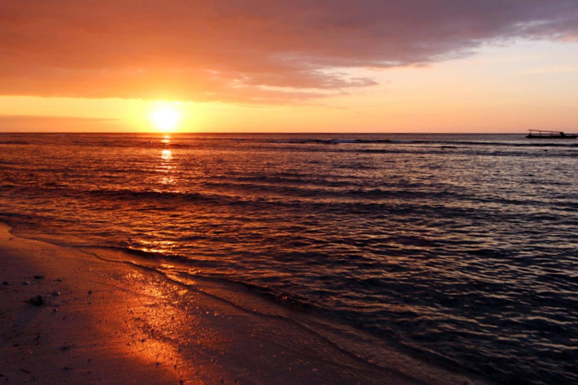 The Gili Beach Resort Τζίλι Τραγουανγκάν Εξωτερικό φωτογραφία