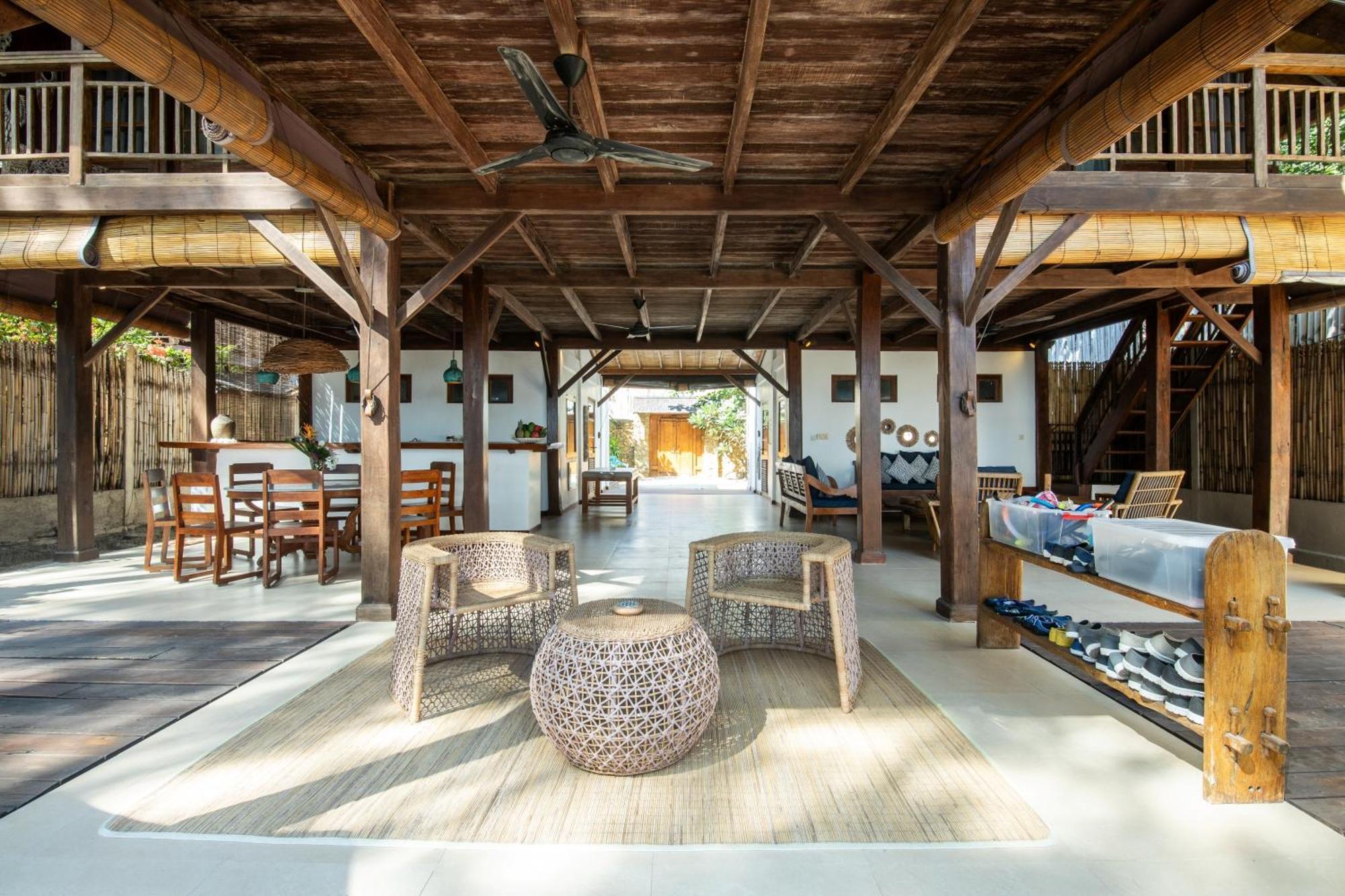 The Gili Beach Resort Τζίλι Τραγουανγκάν Εξωτερικό φωτογραφία